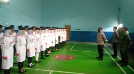 Polsek cisompet Latih Paskibra