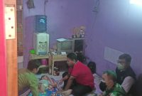 Polsek Karangpawitan Dampingi Mensos