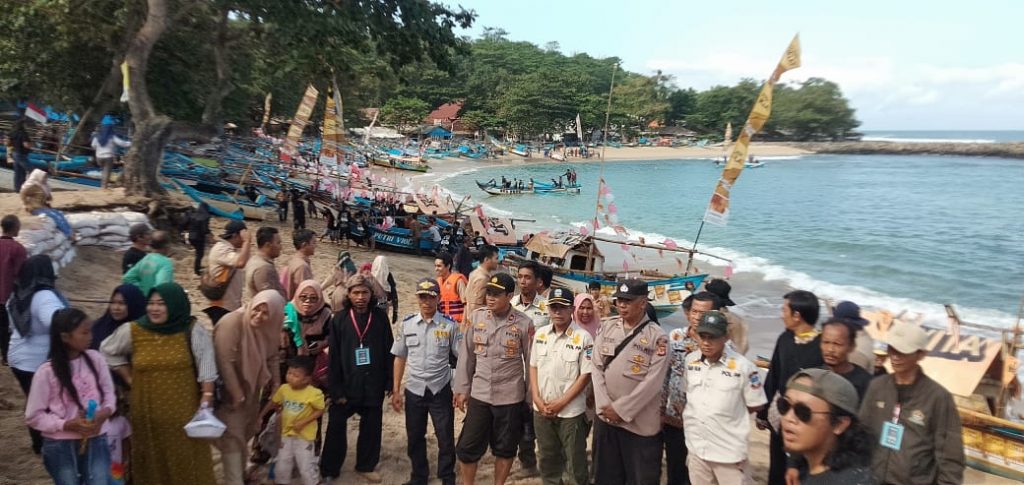 Polsek Caringin Giat Apel Pengamanan di Rancabuaya
