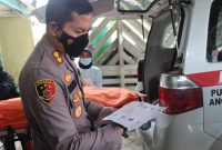 Kapolres Garut AKBP.Wirdhanto Hadicaksono Saat Cek Kondisi Mayat