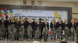 31 Mahasiswa dari 18 Perguruan Tinggi Se-Indonesia dari Program Pertukaran Mahasiswa Merdeka (PMM) di Lepas IPI Garut