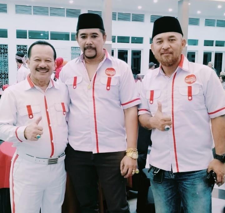 H. Alan Partimbang (Tengah) sebagai  penasehat DPC PAPPRI Garut mengucapkan Hari Musik Nasional tahun 2023 