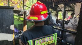 Hari ini Kebakaran Hebat di Wanaraja, Suara Ledakan Kagetkan Warga Sekitar