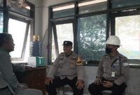 Polsek Cilamaya Polres Karawang Kunjungi Pengeboran Minyak Pertamina