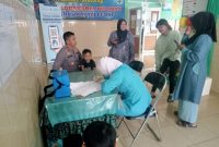 Kapolsek Talegong Polres Garut Monitoring Program Pekan Imunisasi Nasional Polio