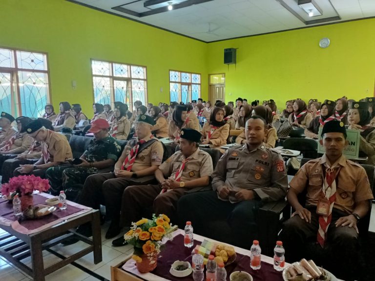 Polsek Cilawu Polres Garut Lakukan Monitoring Kegiatan Kursus Pembina Pramuka