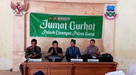 Dengarkan Keluhan Warga Polsek Cisompet Polres Garut Giat Jum'at Curhat