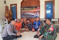 Pak Bhabin Giat Silaturahmi dan Sambang Warga dalam Rangka Program Polisi RW