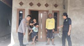 Bhabinkamtimas Desa Tanjung Polsek Banyusari Polres Karawang Monitoring Regsosek
