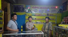 Bripka Johan Anggota Polsek Pedes Polres Karawang Gencarkan Operasi Miras