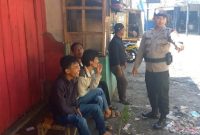 Ciptakan Lingkungan Aman Polsek Bayongbong Polres Garut Patroli Dialogis