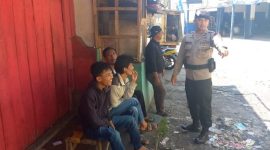 Ciptakan Lingkungan Aman Polsek Bayongbong Polres Garut Patroli Dialogis