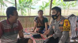 Polisi Caket Warga Bhabinkamtibmas Polsek Tegalwaru Polres Karawang Gelar Sambang Warga 