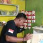 Unit Reskrim Polsek Pedes Polres Karawang Periksa Toko Jamu 