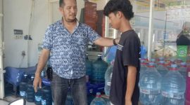 Kanit Reskrim Polsek Pakisjaya Polres Karawang Laksanakan Giat Kring Serse Parkir Liar di Indomart Pakisjaya 