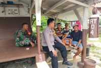 Bhabinkamtibmas Polsek Karawang Kota Sambangi Warga
