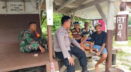 Bhabinkamtibmas Polsek Karawang Kota Sambangi Warga