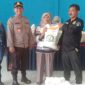 Polsek Cikajang Polres Garut Pengamanan Penyaluran Beras di Desa Cikajang