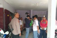 Cegah Tawuran Pelajar Personil Polsek Tirtajaya Polres Karawang Berikan Arahan Kepada Anak-anak Sekolah 