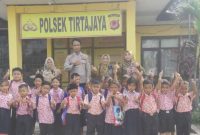 Anggota Polsek Tirtajaya Polres Karawang Dikunjungi 