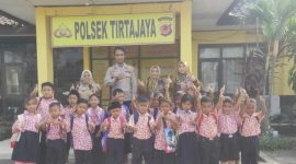 Anggota Polsek Tirtajaya Polres Karawang Dikunjungi 