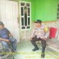 Pak Bhhabin Polsek Pakisjaya Polres Karawang Sambang Dialogis Dengan Warga Desa Telukbuyung 