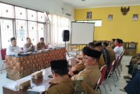 Ramai Arus Lalu Lintas Personil Polsek Majalaya Lakukan Pengaturan Lalu Lintas