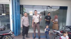 Unit Patroli Polsek Lemahabang Polres Karawang Polda Jabar Gelar Patroli Di Kantor BRI