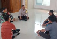 Polsek Klari Polres Karawang Bersama Babinsa Koramil 0412 Klari Anjangsana Dengan Toma