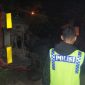 Truk Pembawa Pasir Terguling Polsek Banjarwangi Polres Garut Cek TKP