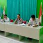Bhabinkamtibmas Polsek Rengasdengklok Polres Karawang Hadiri Rapat Minggon Desa Kampung Sawah