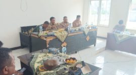 Kapolsek Batujaya Polres Karawang dan Muspika Ikuti Rapat Minggon Kecamatan