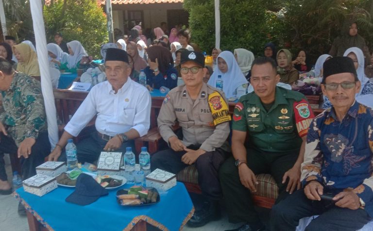 Pelepasan Siswa SMP PGRI Dihadiri Polsek Tegalwaru Polres Karawang