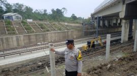 Bhabinkamtibmas Polsek Ciampel Polres Karawang Pam Lokasi KCJB 