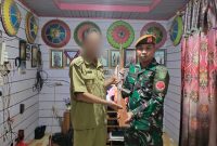 Pendekatan Humanis Satgas Yonarmed 5/Pancagiri Warga Kembali Serahkan Senpi