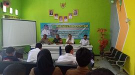 Bersama Membangun Desa Bhabinkamtibmas Polsek Telagasari Polres Karawang Hadiri Rapat Minggon
