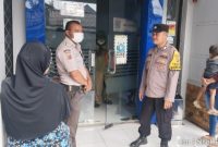 Mencegah Terjadinya Tindak Kejahatan Perampokan Nasabah Polsek Banyusari Polres Karawang Inten Patroli Bank BRI Gempol