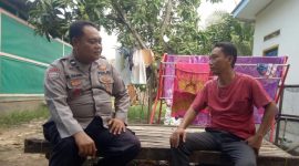 Polsek Pakisjaya Polres Karawang Melalui Bhabinkamtibmas Sosialisasikan Polisi CAKET 
