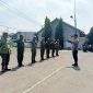 Bhabinkamtibmas Polsek Klari Polres Karawang Berikan Pembinaan Dan Pelatihan Kepada Linmas Desa Cimahi