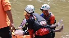 Tim SAR Berhasil Temukan Warga Tenggelam Di Sungai Cimanuk Kampung Tambakan