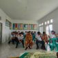 Rapat Minggon Desa Kutakarya Kec Kutawaluya Dihadiri Anggota Bhabinkamtibmas Polsek Rengasdengklok Polres Karawang