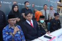Polres Garut Press Release Kasus Cabul Anak di Bawah Umur