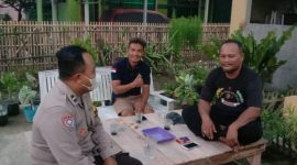 Bhabinkamtibmas Polsek Cibuaya Polres Karawang Melaksanakan Binluh Terkait Kamtibmas ke Warga Masyarakat