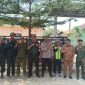 Bhabinkamtibmas Polsek Telagasari Polres Karawang Beri Pelatihan Kepada Linmas
