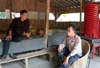Kades Pancakarya Dapat Kunjungan Kapolsek Tempuran Polres Karawang Jaga Kondusifitas Jelang Pemilu 2024