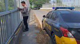 Personil Polsek Klari Polres Karawang PAM Monitoring Di Rest Area KM 57 