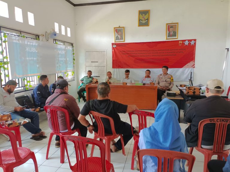 Bhabinkamtibmas Polsek Kotabaru Polres Karawang Laksanakan Monitoring Rapat Pleno DPSHP