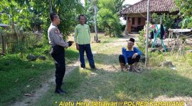 Bhabinkamtibmas Polsek Jatisari Polres Karawang Aiptu Heru Setiawan Sambang Warga Desa Pacing