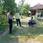 Bhabinkamtibmas Polsek Jatisari Polres Karawang Aiptu Heru Setiawan Sambang Warga Desa Pacing