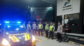 Patroli Prekat Anggota Polsek Cikampek Polres Karawang Pantau Obvit Jelang Hari Libur